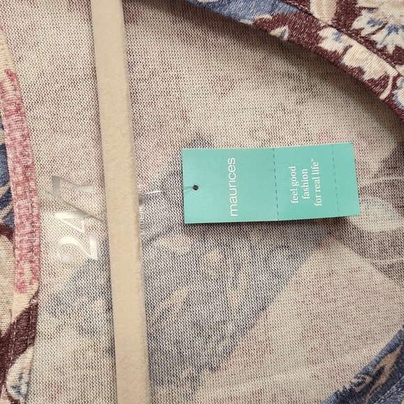 NWT MAURICES BOHO MIXED PATTERN TEE - Picture 4 of 5